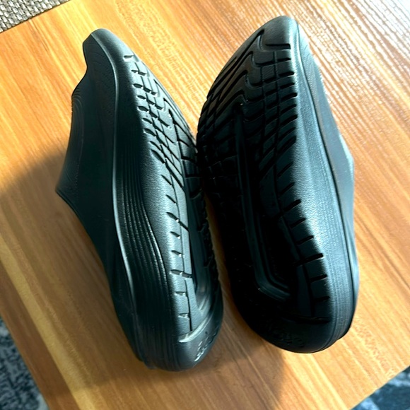 Clove SuperCush Recovery Slide - Picture 2 of 3